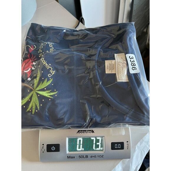 M&C Sportswear Sandy Claws is Coming Christmas Long Sleeve Tee Shirt Large Navy - Picture 6 of 6